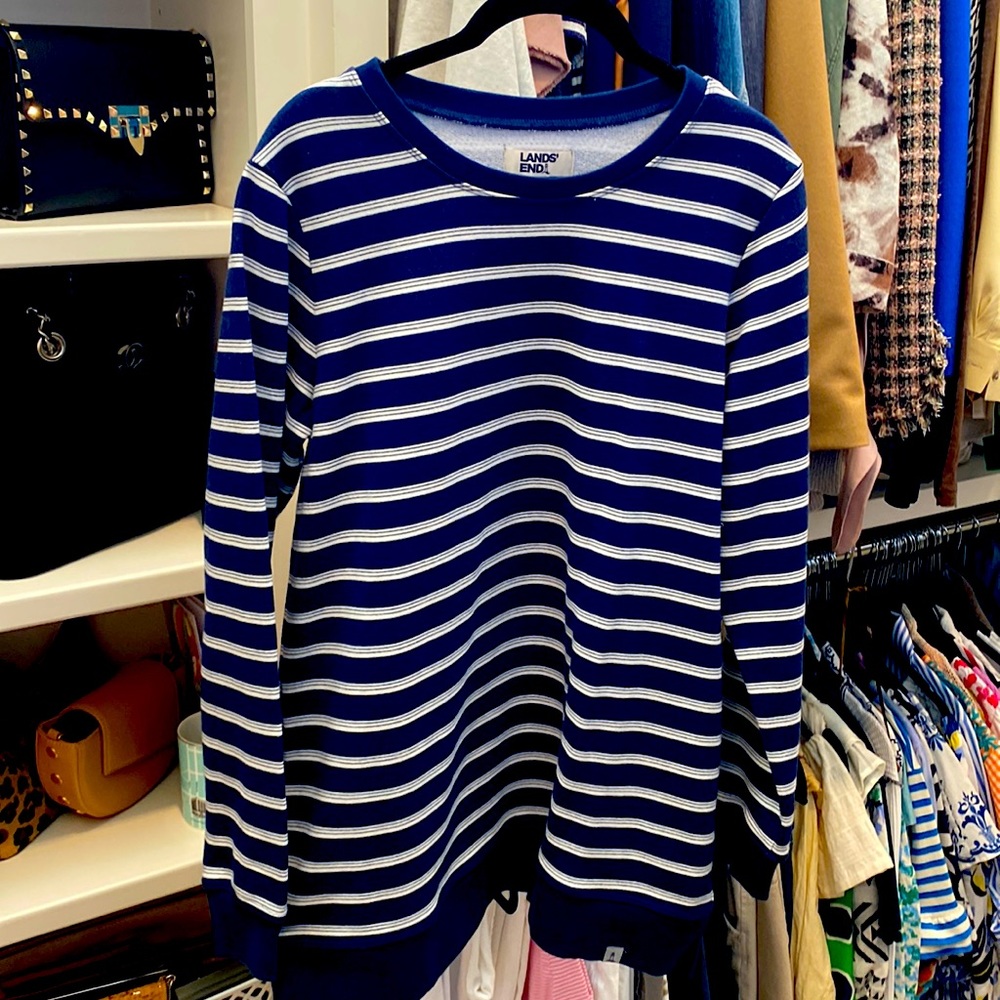 Lands End Sweat Shirt never worn